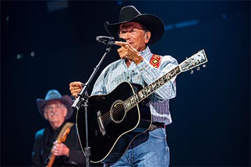 George Strait - Dickies Arena, Fort Worth, TX - 11/18/2022 & 11/19/2022